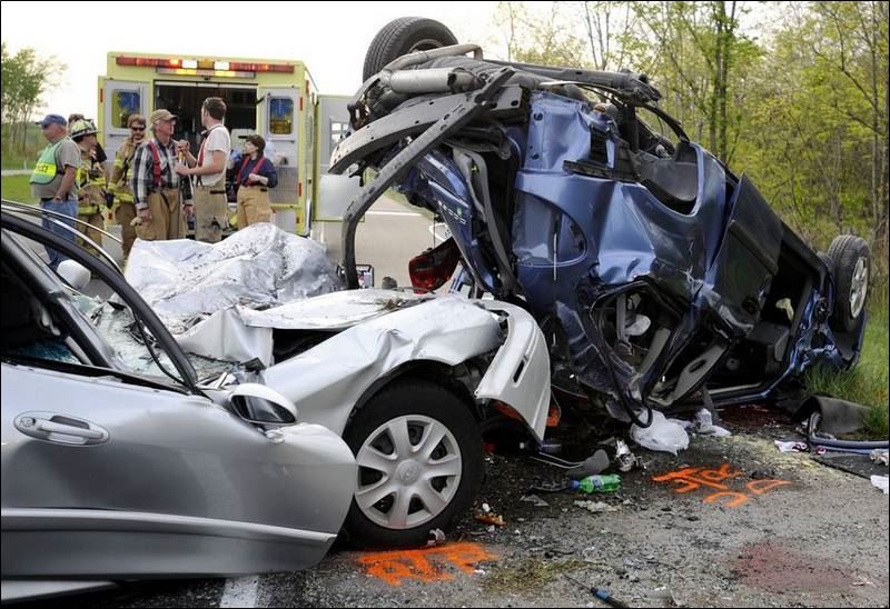 6 Michigan residents die in I90 minivan crash on OhioPennsylvania border Toledo Blade