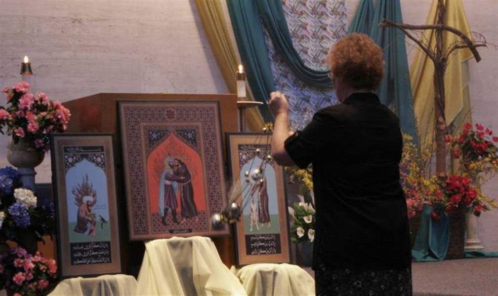 Catholic-nuns-imam-celebrate-icon-for-peace