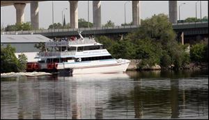 The Jet Express II leaves Toledo for Put-in-Bay on South Bass Island carrying 57 passengers. Among them were 42 people who won their trip in a contest sponsored by Pepsi and radio stations WIOT-FM and WVKS-FM. The other 15 paid $55 each. 