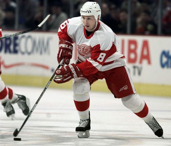ExRed Wing Larionov new Hall of Famer The Blade