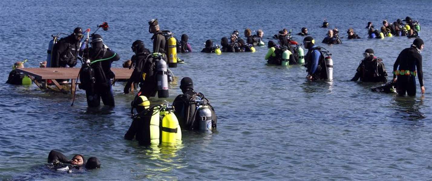 Recreational divers to join together at Portage Quarry for a popular scubado The Blade