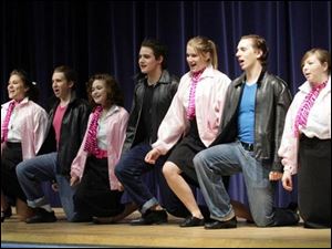 Slug: NBRS grease13p Date:  11/06/2008        The Blade/Andy Morrison       Location:   Holland  Caption:  Cast members rehears for the Springfield High School production of  "Grease", Thursday, 11/06/2008.  Summary: