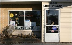 Pasquale & Sons Shoe Repair, on Upton Avenue in Toledo, is attracting 10 to 15 new customers a day, its owner reported.