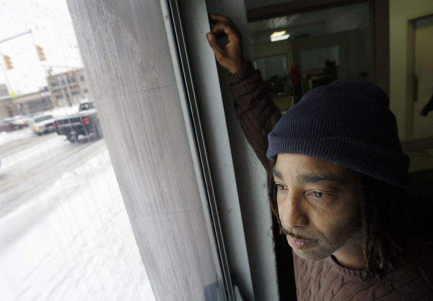 Shelters-find-room-for-homeless-as-temperatures-fall-below-zero