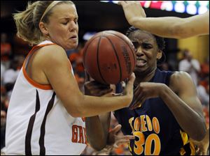 Bowling Green point guard Tracy Pontius, who steals the ball from Toledo's Tanika Mays, was good for a lot of points Saturday, especially in the second half when she scored 25 of her game-leading total of 28.