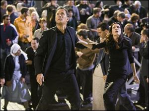 Tom Hanks and Ayelet Zurer in 'Angels & Demons'