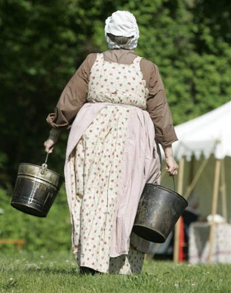 Re-enactors-fire-away-during-Militia-Day-in-Monroe