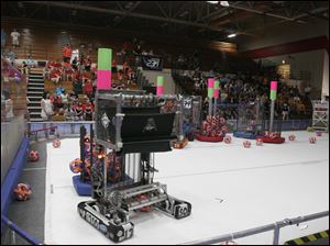 NBRN robot01p  The Blade/Lisa Dutton 06_27_09 Monroe,MI  An advanced robotics team competition will be held at Monroe High School in Monroe,MI.,  on friday and Saturday. High school teams from as far away as Wisconsin and Indianapolis will attend.