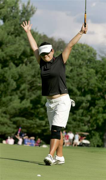 Eunjung-Yi-triumphs-over-Pressel-on-first-hole-of-LPGA-playoff-2