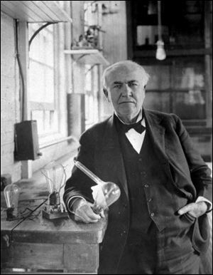 Thomas Edison(1847-1931): The inventor of the light bulb, phonograph, and other innovations taken for granted today also has ties to Michigan and New Jersey. He eventually bought his boyhood home in Milan, Ohio, to preserve it. It is now the site of the Edison Birthplace Museum.