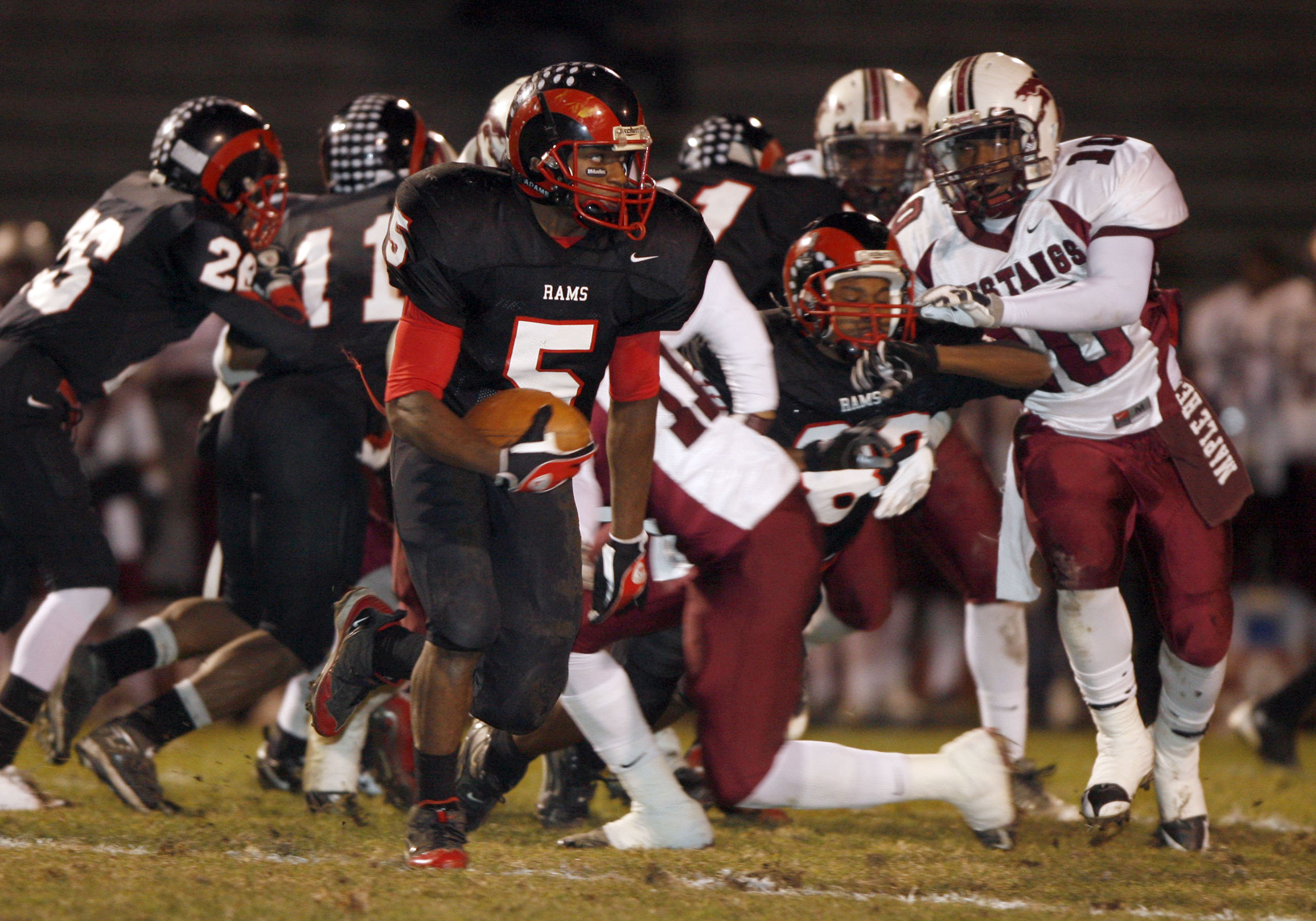 Maple Heights runs by Rogers The Blade