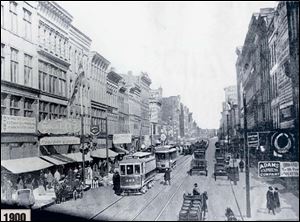 Summit Street during the holidays, about 1900.