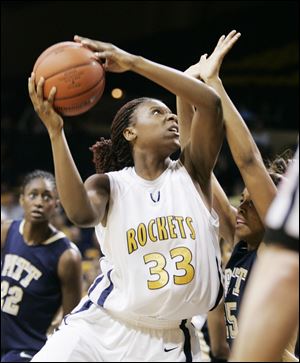 Toledo's Yolanda Richardson drives to the basket during the Rockets' win over Pittsburgh in the first round of the WNIT.