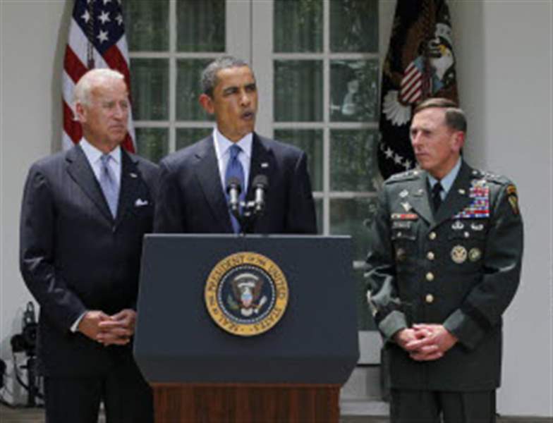 McChrystal-out-Petraeus-picked-for-Afghanistan-2