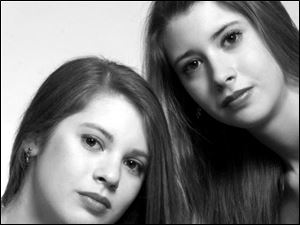 Madalyn Parnas, violinist, and Cicely Parnas, cellist, who make up the group duo parnas, will perform Aug. 28 at the Kerrytown Concert House in Ann Arbor.