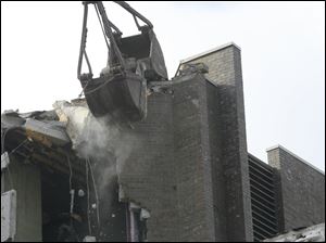 The United Way building being further demolished in the morning of September 8. 
