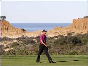 Tiger Woods had no bogeys in his first round of the season. The last time he played at Torrey Pines, he won the 2008 U.S. Open. He has won this tournament four times.