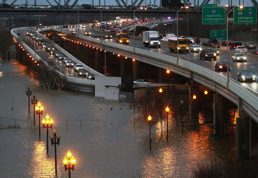 Flooding on the Ohio River closes roads, restaurants - The Blade