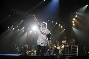 Bob Seger and the Silver Bullet Band play Huntington Center March 26 to kick off his 2011 tour.