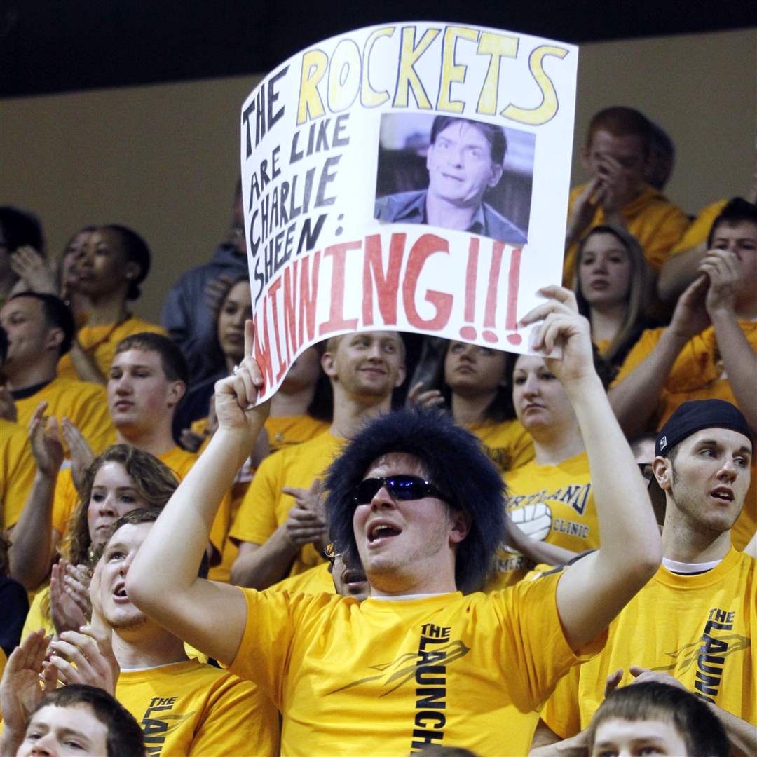 UT-fans-Sheen-sign