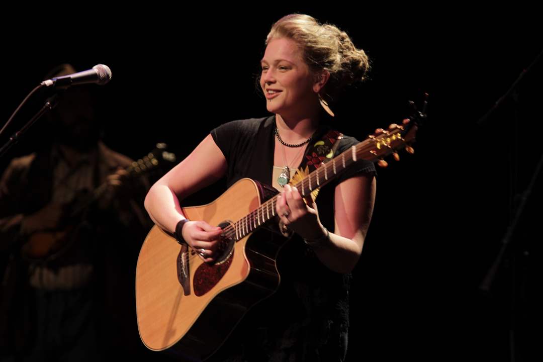 crystal-bowersox-3