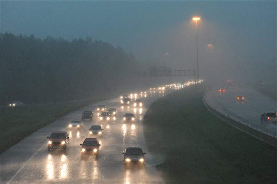 Severe-weather-Interstate-55