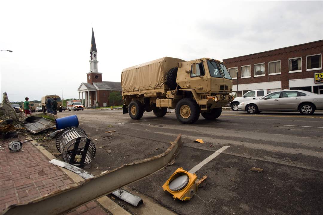 Southern-Storms-National-Guard-patrol