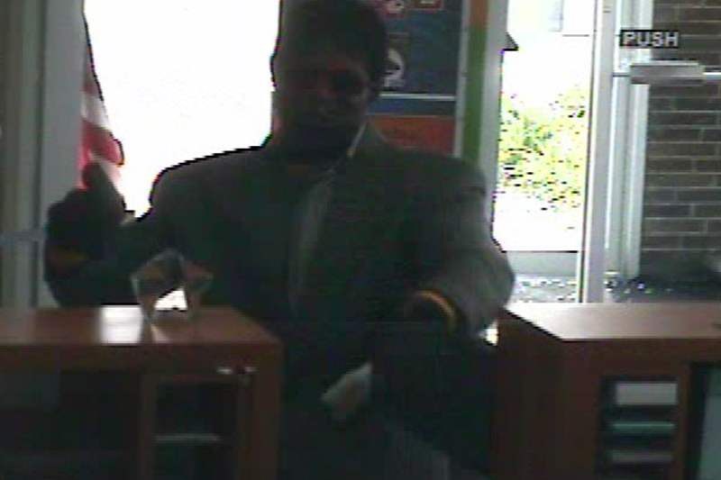 PNC-Bank-robbery-051211-B