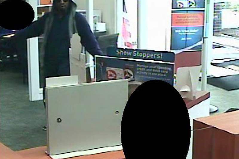 PNC-Bank-robbery-051211-G