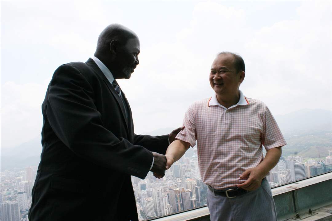 Mayor-Bell-in-China-1