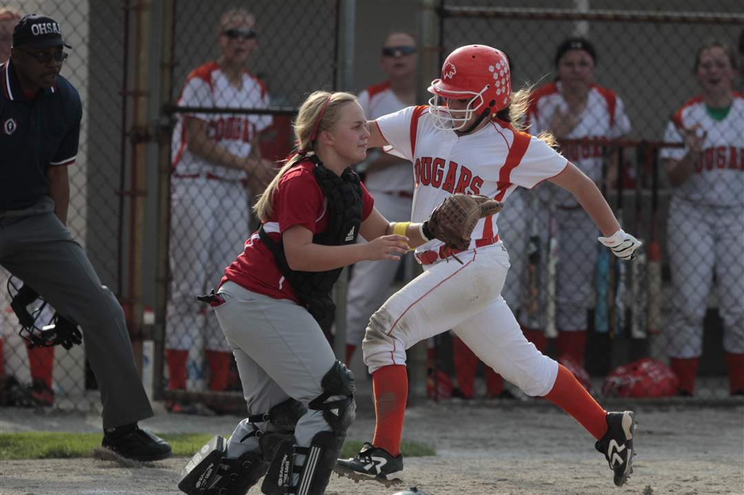 Southview-Central-Catholic-district-softball-final-9