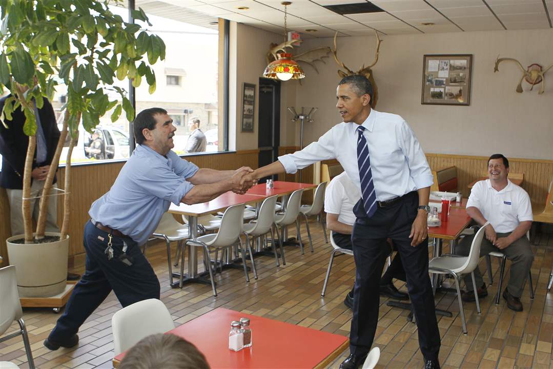President-Obama-greets-patron