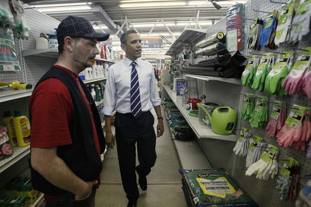 President-Obama-shops-for-gloves-at-Fred-s-Hardware
