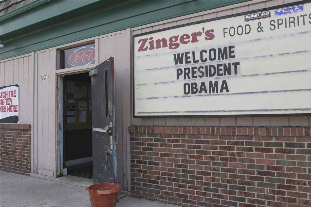 Zinger-s-bar-welcoming-the-arrival-of-President-Obama-to-Toledo
