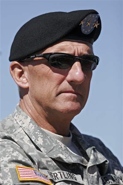 Just In Time For Summer Heat Army Soldiers Ditch Black Wool Berets 