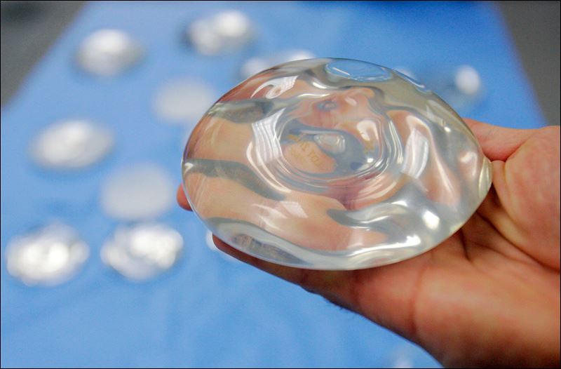 Silicone Breast Implant Complications 62