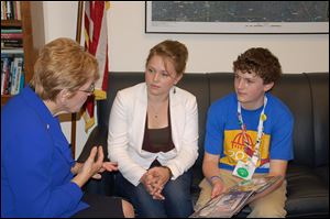 U.S. Rep. Marcy Kaptur, left,  meets with Crystal Bowersox of  'American Idol' and William Beebe, 14, who has Type 1 juvenile diabetes. William is a delegate to the 2011 'Children's Congress' on diabetes.  