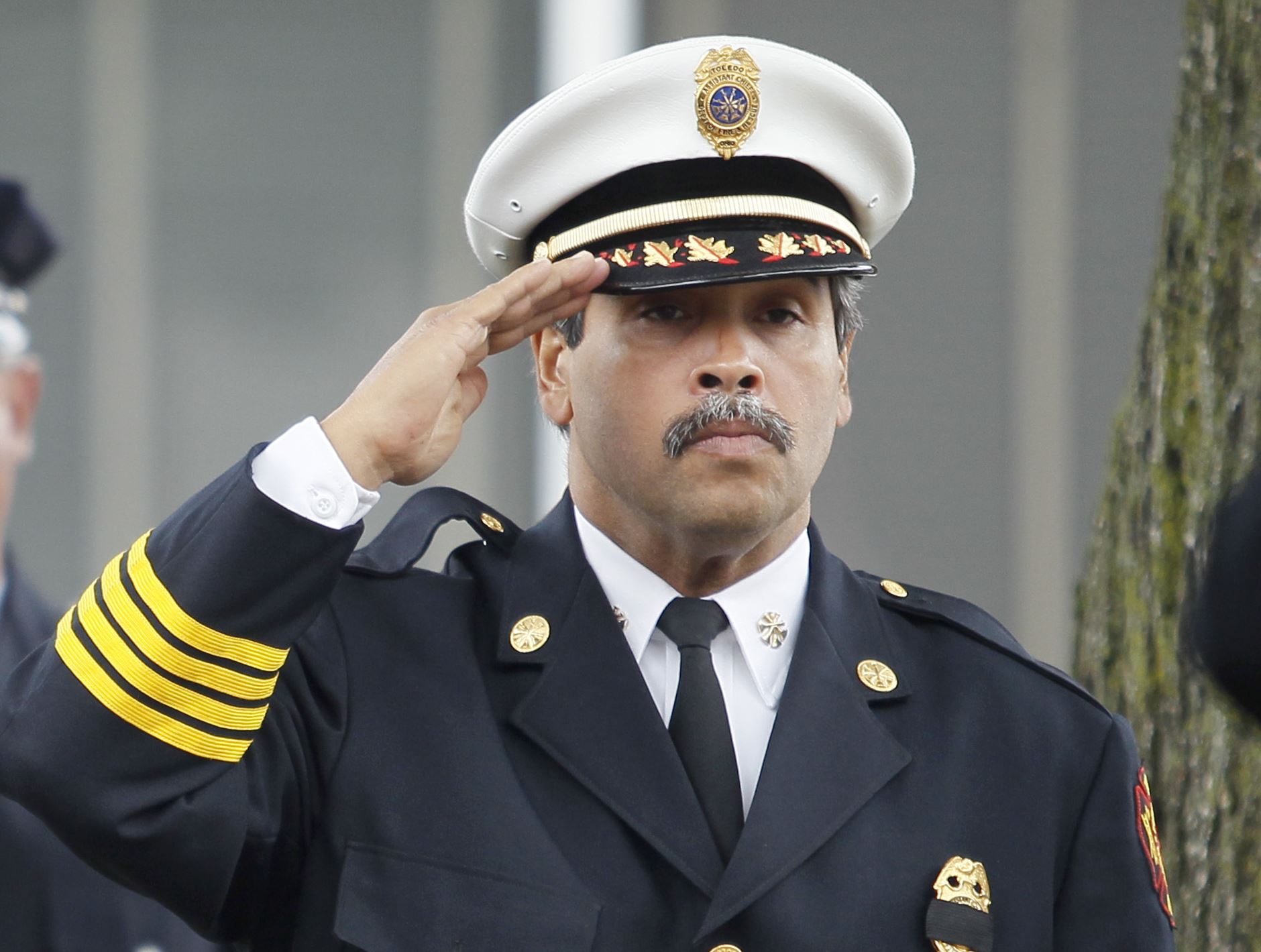 Toledo Council Votes To Increase Salary For New Fire Chief The Blade