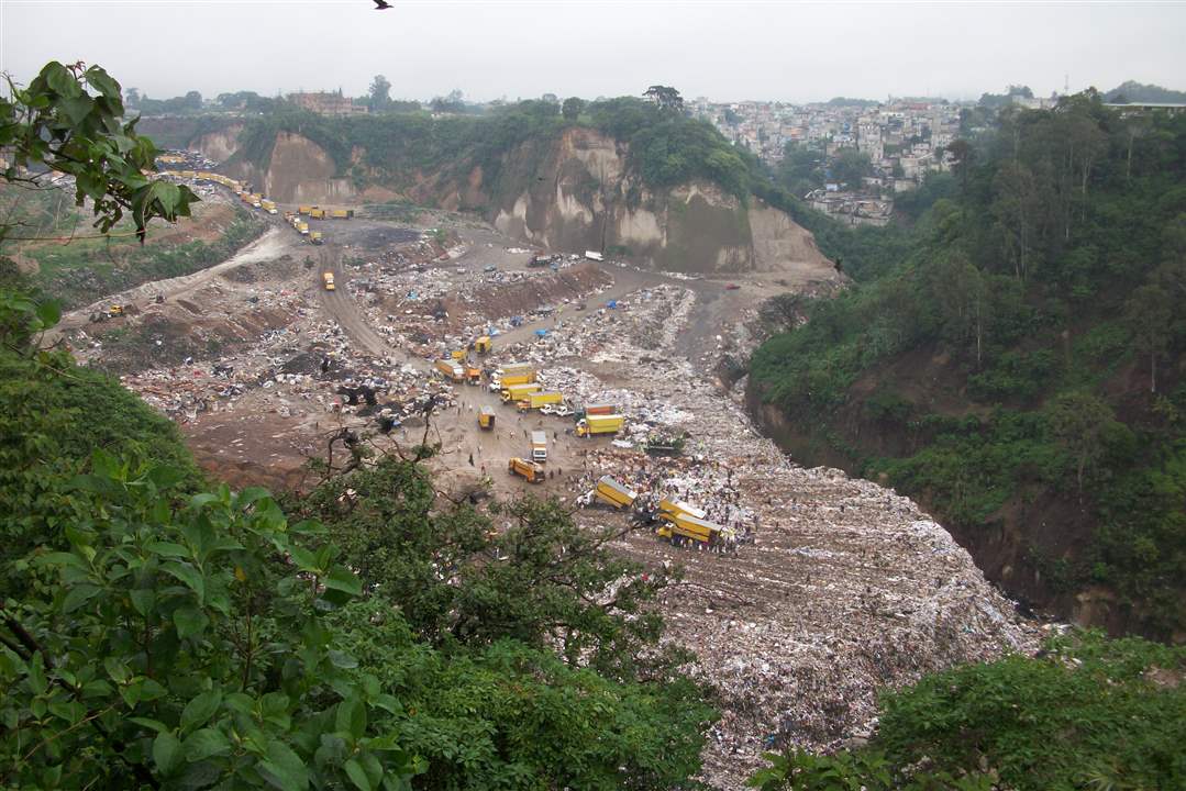 Guatemala-dump-aerial-view