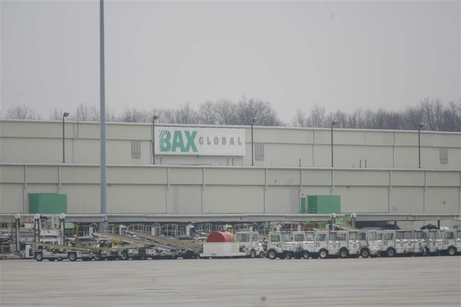 BAX-departure-from-Toledo-Express-07-24-2011