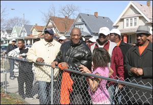 Woodland Drive Vickie Ware Bill Cosby Bill Cosby walks a Toledo neighborhood before speaking at a community rally at Smith Park.