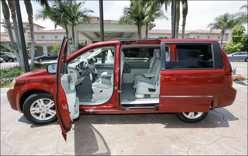 Chrysler minivan recall 2008 #4