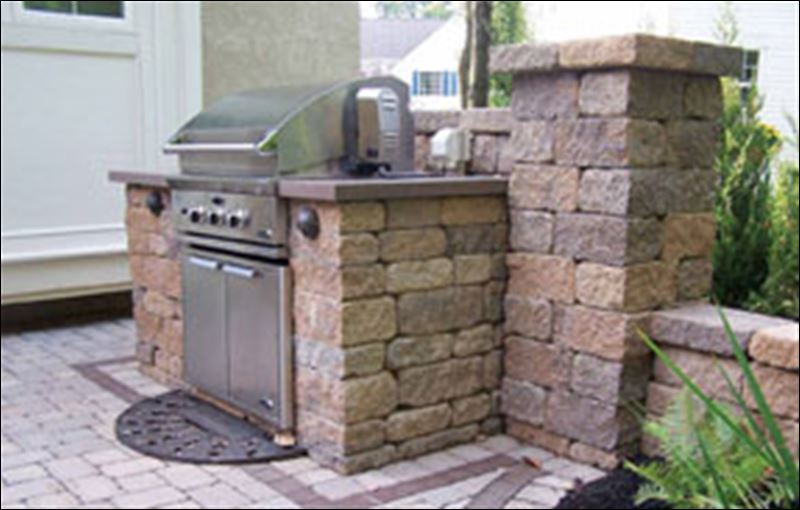 Versatile Retaining Walls are a DIY Landscaper's Best Friend - Toledo 