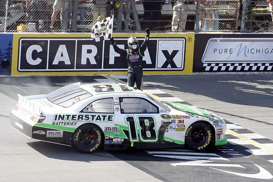 MIS-Kyle-Busch-Checkered-flag