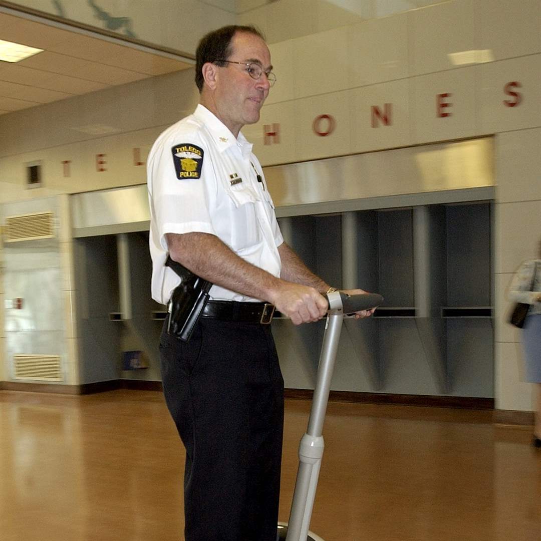 Police Chief Navarre's Career The Blade