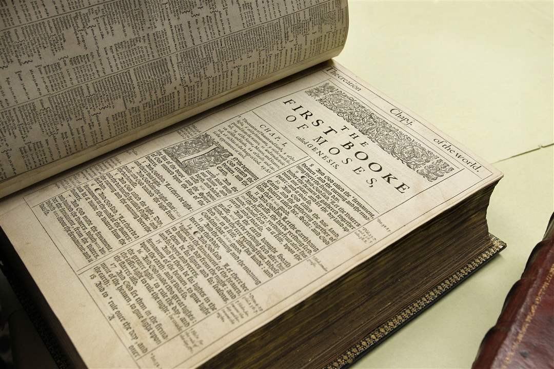 Close-up-of-the-two-400-year-old-first-edition-King-James-Bibles-at-Toledo-Museum-of-Art