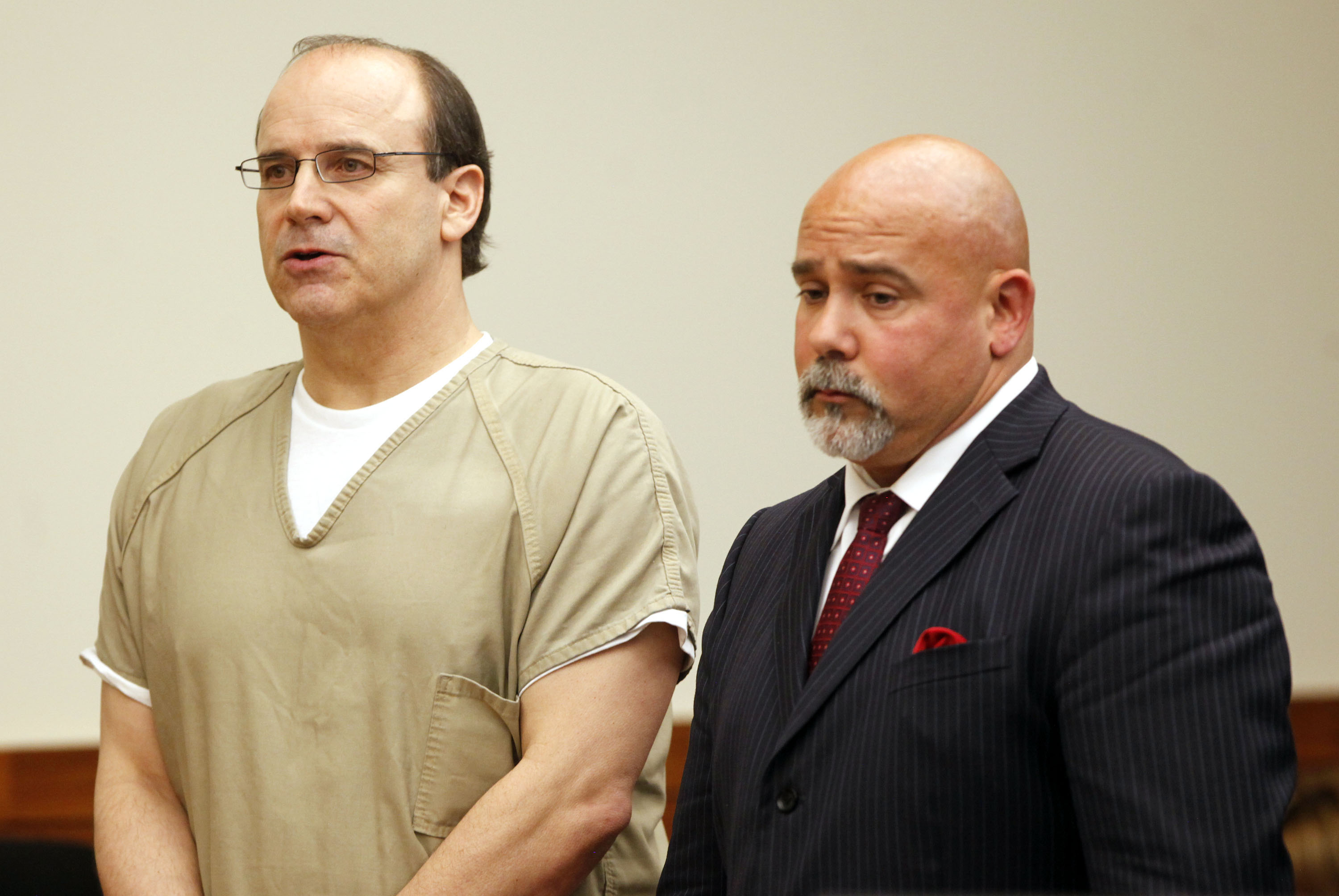 ExOhio State, NFL quarterback Schlichter free on house arrest before