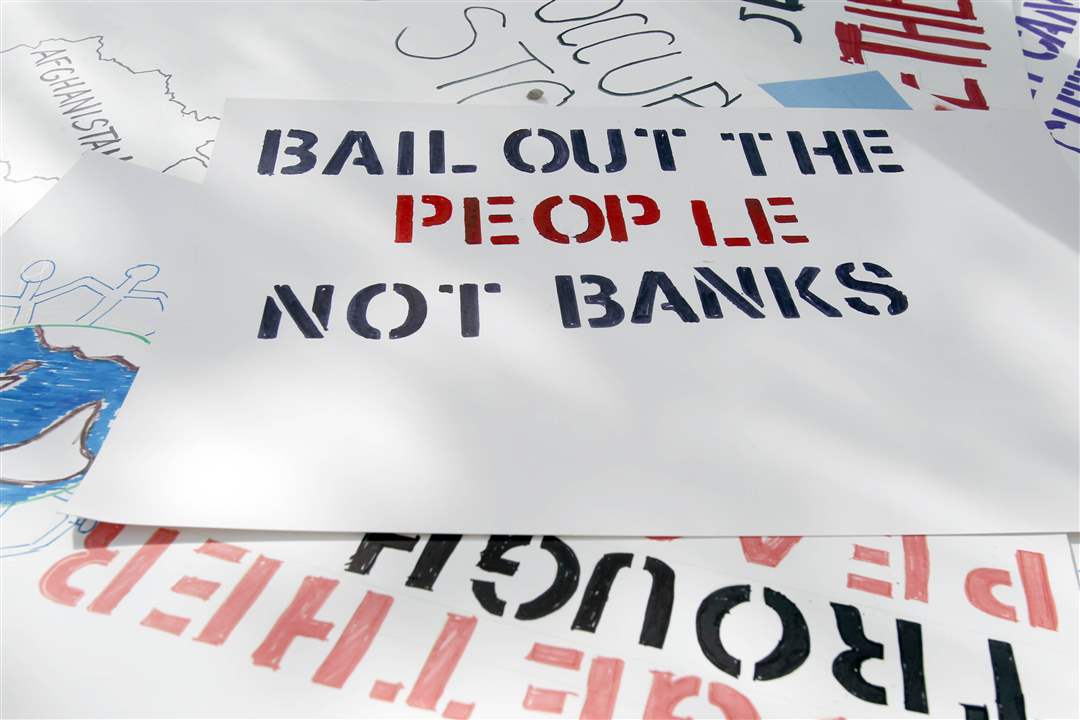bailout-signs-toledo