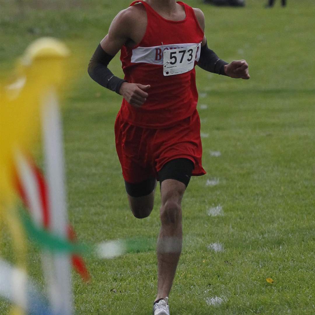 D-Angelo-Sharpley-wins-the-City-League-Cross-Country-title