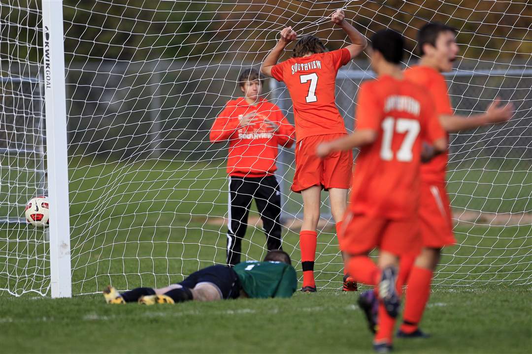 Southview-goalie-Eric-Breeden-and-teammate-Brad-Brown-7-react-to-a-St-John-s-goal